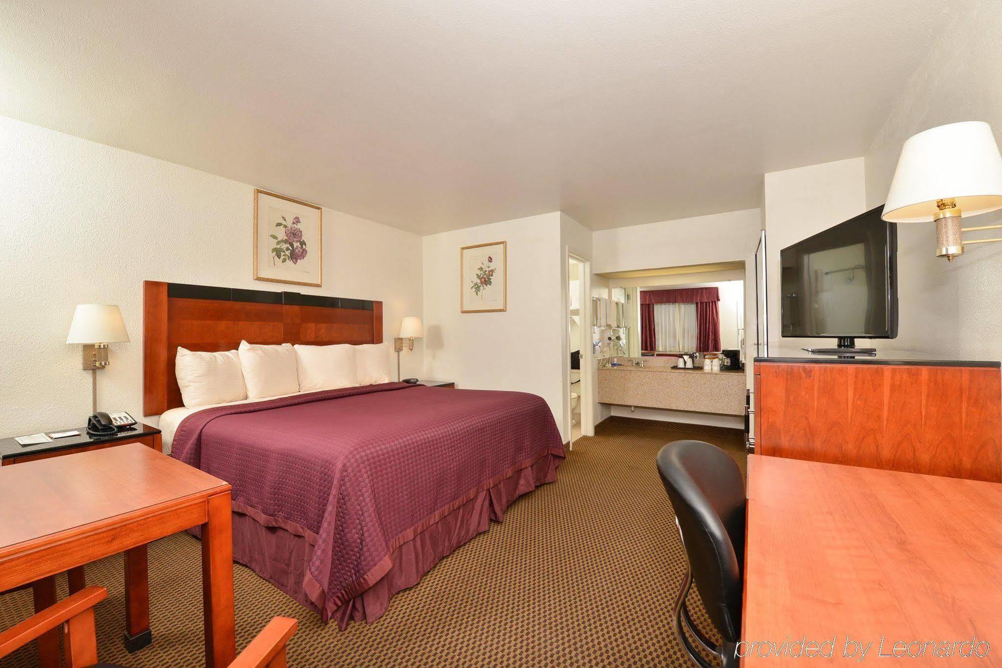 הובס Best Western Executive Inn חדר תמונה